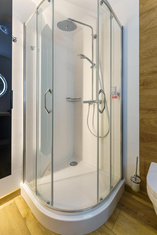 Ustronie Apartments - Apartamenty Komfort, Widok Na Morze, Parking ウストロニエ・モルスキエ エクステリア 写真